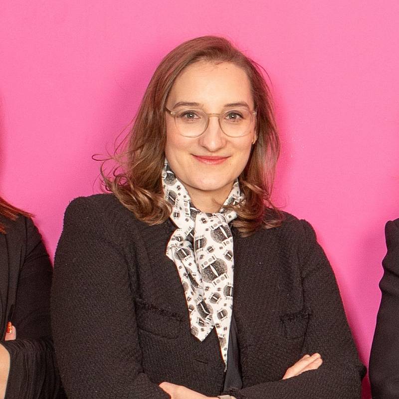 Équipe: Assistante de direction Carla